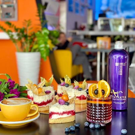 Aerocafe Hotell Partizánske Eksteriør bilde