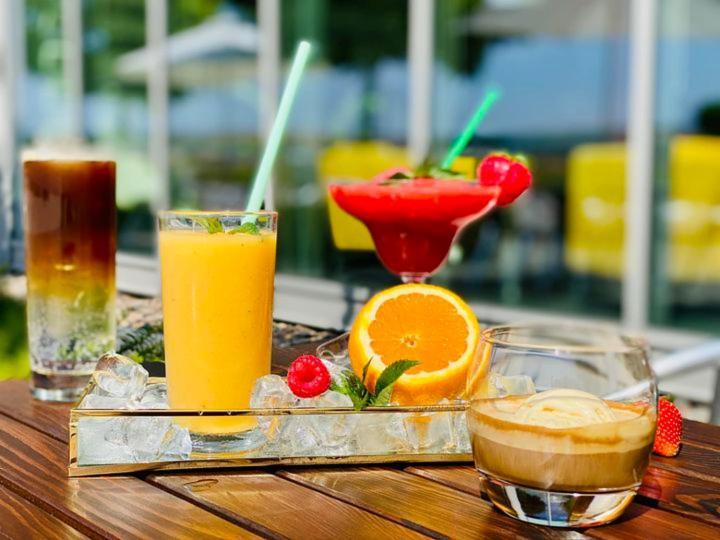 Aerocafe Hotell Partizánske Eksteriør bilde